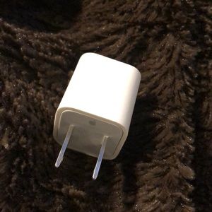 apple charging block